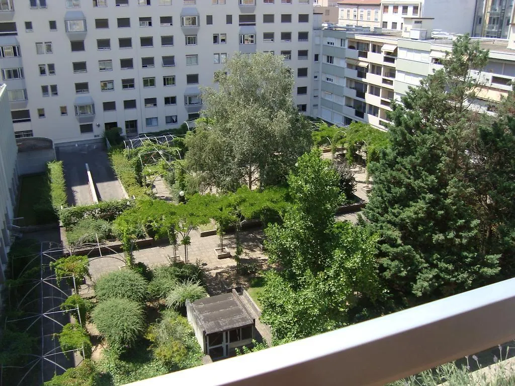 Le Sixieme Ciel Apartamento Lyon 0*,  França